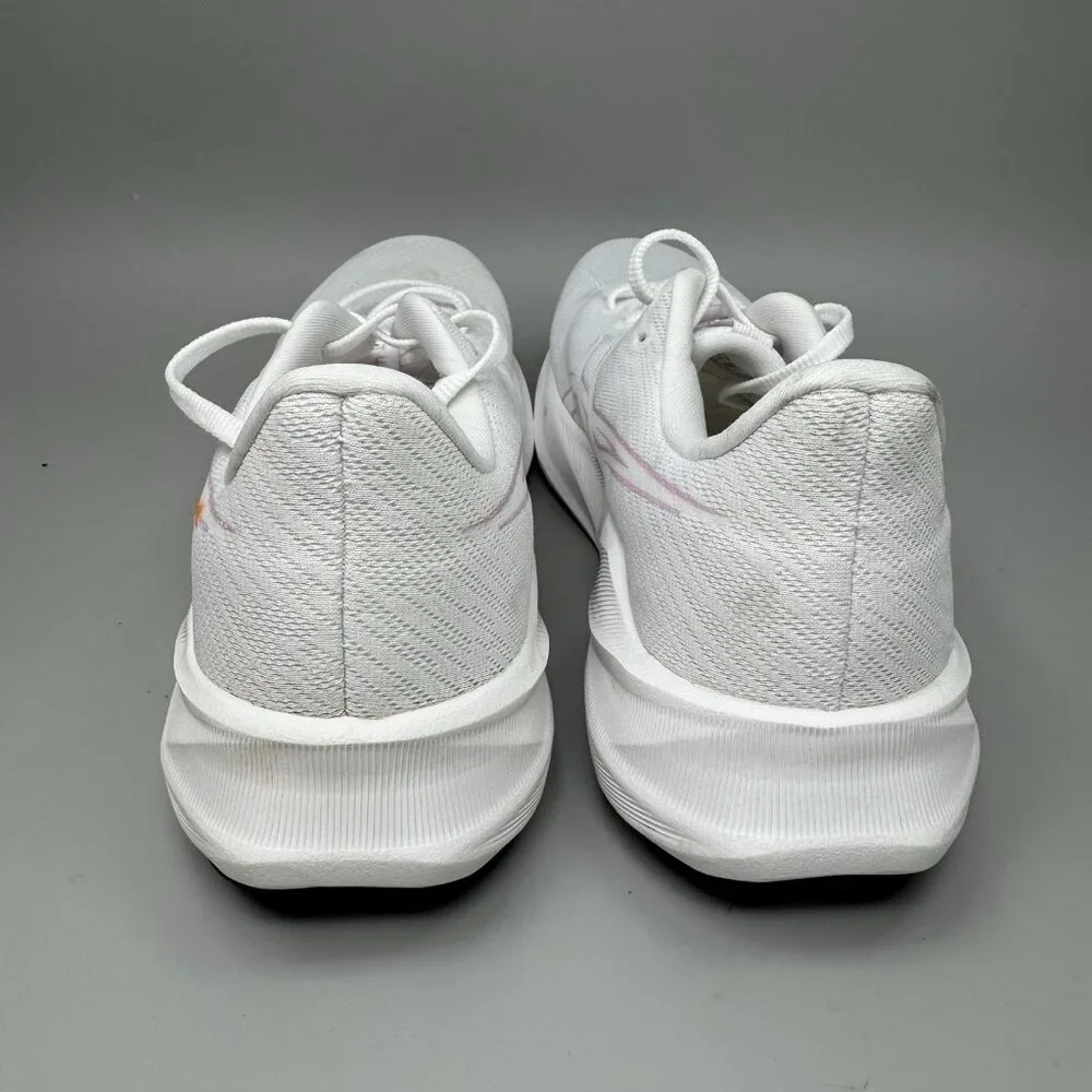 ASICS Womens Versablast 4 White Light Ube 1012B775 Size 10 Running Shoes